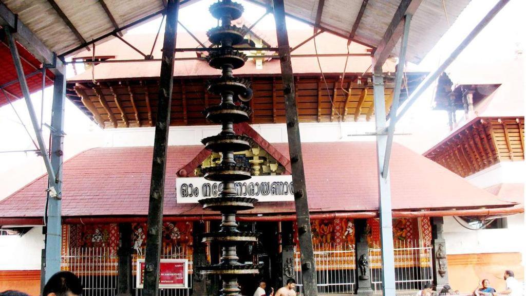 Kairali Tourist Home Guruvāyūr Esterno foto