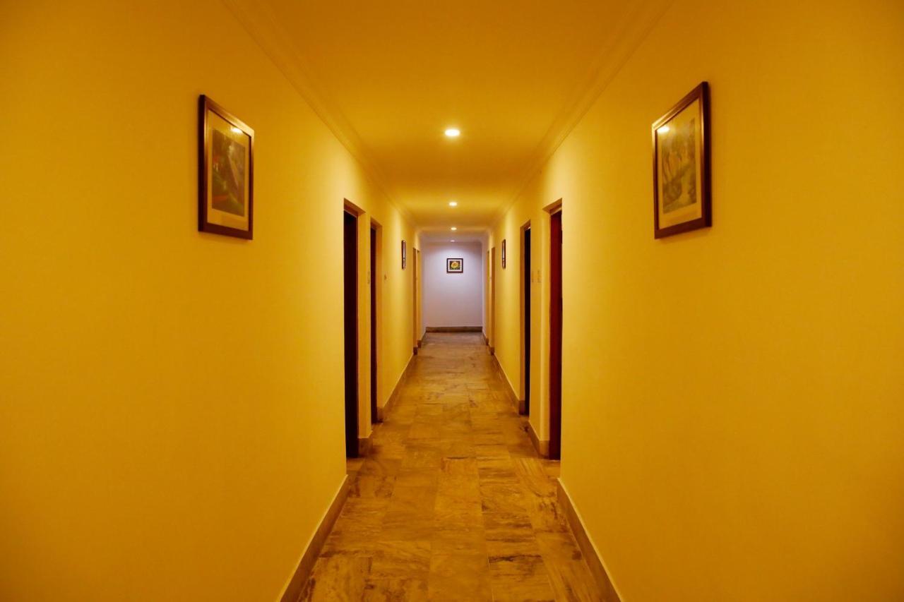 Kairali Tourist Home Guruvāyūr Esterno foto