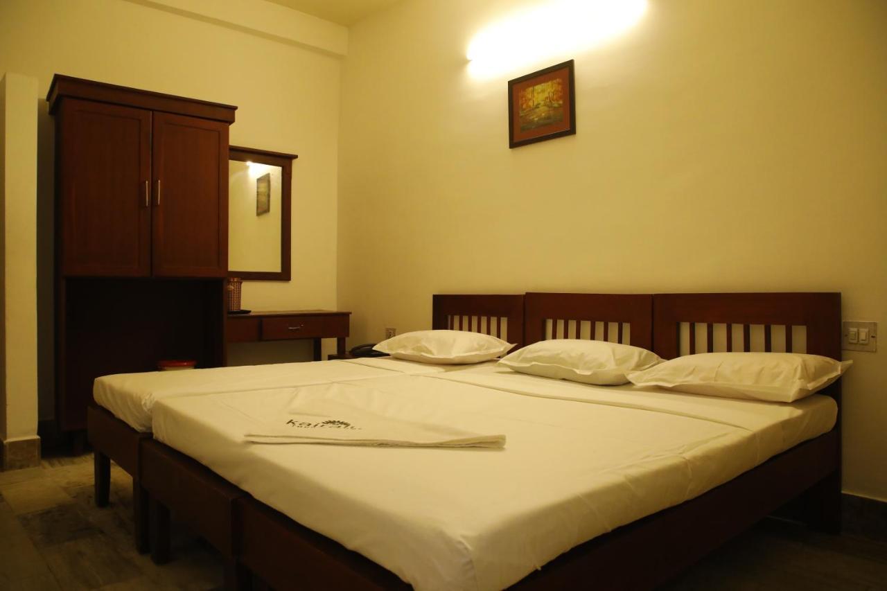 Kairali Tourist Home Guruvāyūr Esterno foto