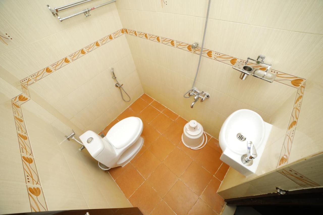 Kairali Tourist Home Guruvāyūr Esterno foto